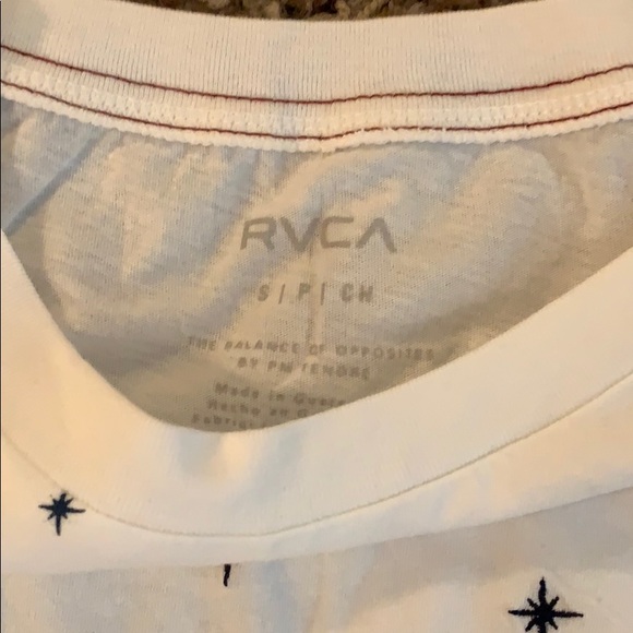 NWT RVCA Tee - Picture 3 of 3